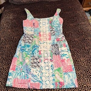 CLASSIC LILLY PULITZER SHIFT DRESS W EXPOSED BSCK ZIP AND WHITE TRIM SZ 0